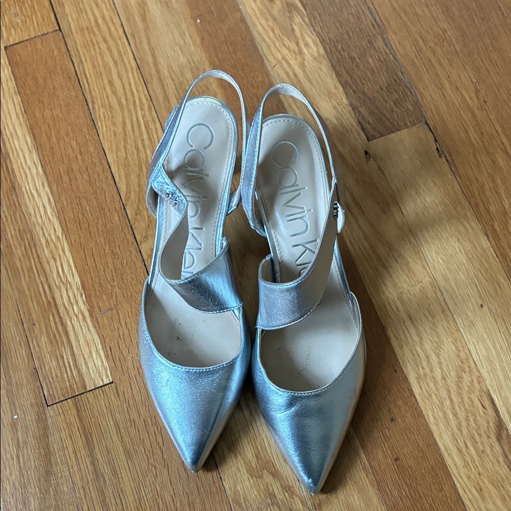 Calvin Klein Silver Pointed Slingback Pumps size 8